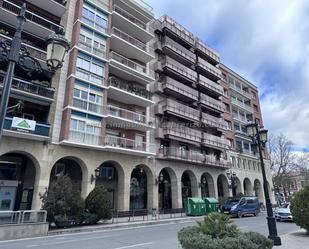 Vista exterior de Oficina de lloguer en  Logroño amb Aire condicionat