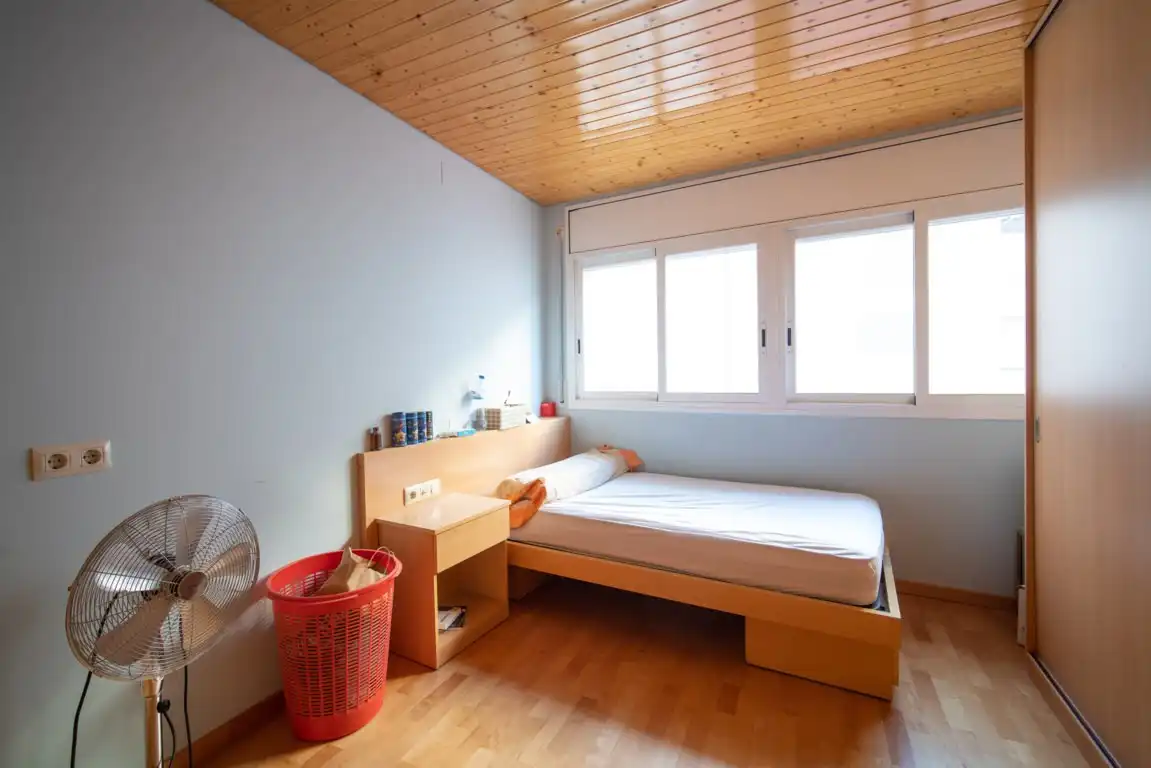 Habitación de Casa adosada en venta en Igualada con Aire acondicionado, Calefacción y Terraza