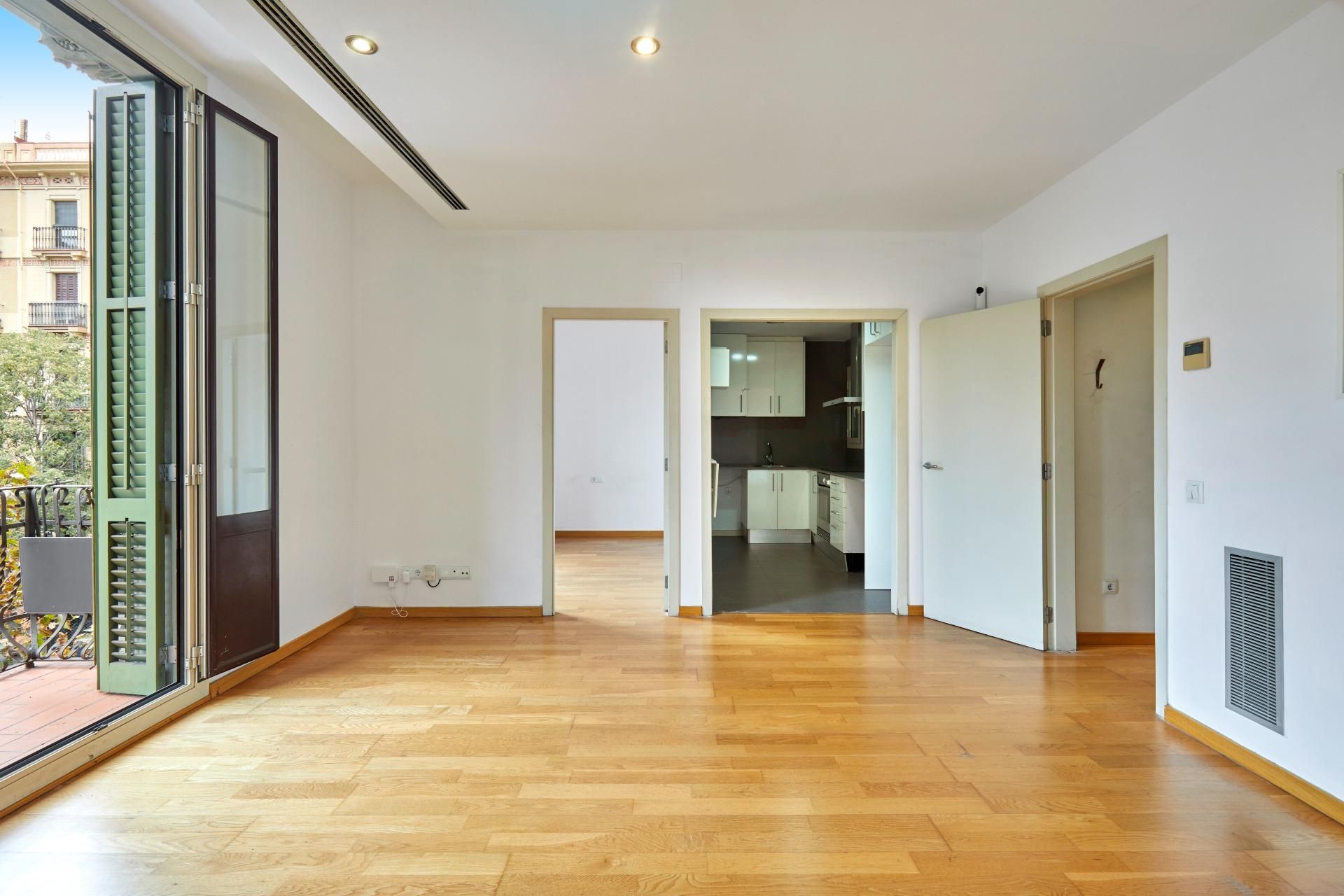 Apartament en venda en  Barcelona Capital amb Aire condicionat, Parquet i Balcó