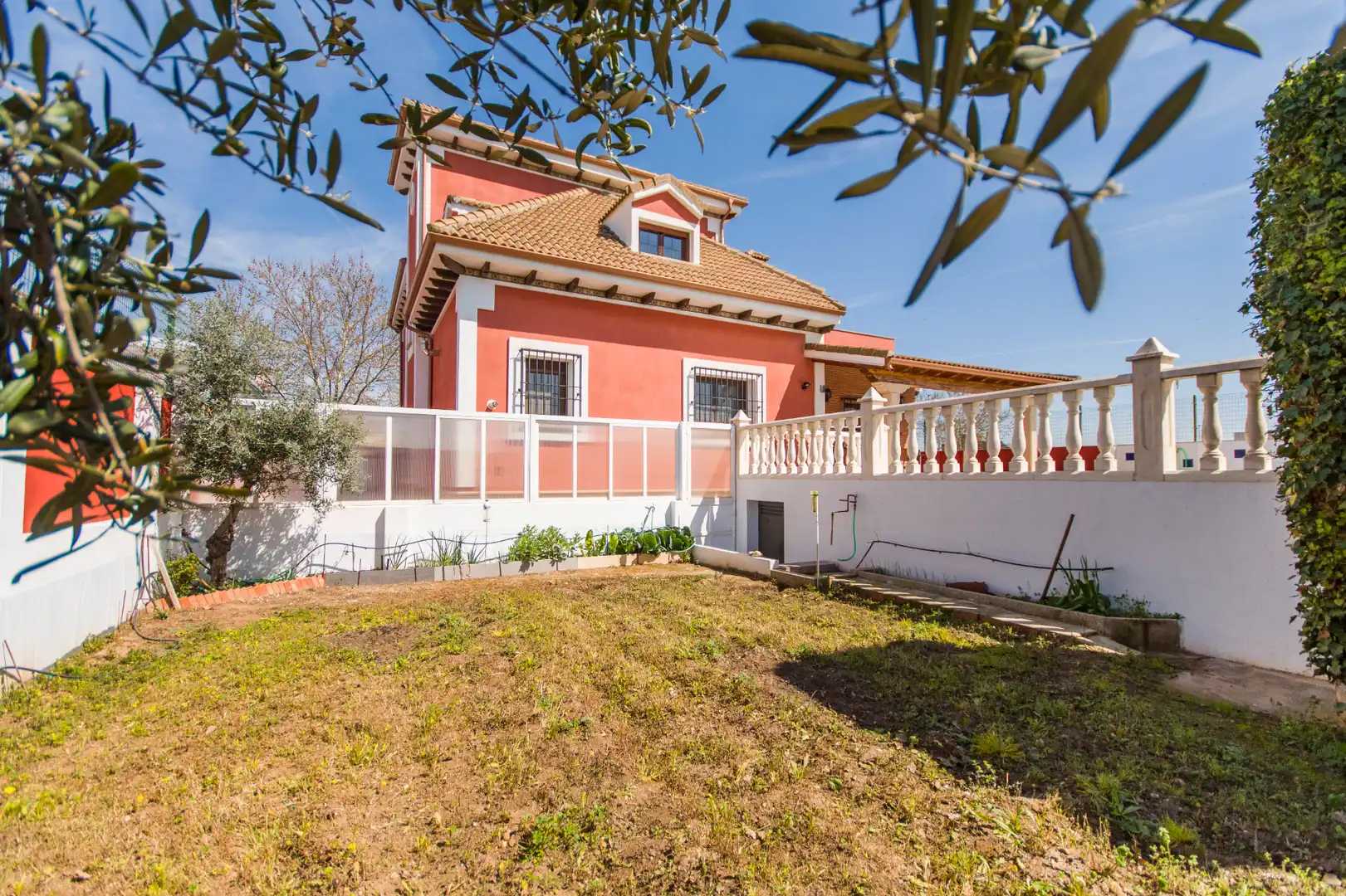 Garden of Houses for sale in Aranjuez  with Air Conditioner, Heating and Private garden