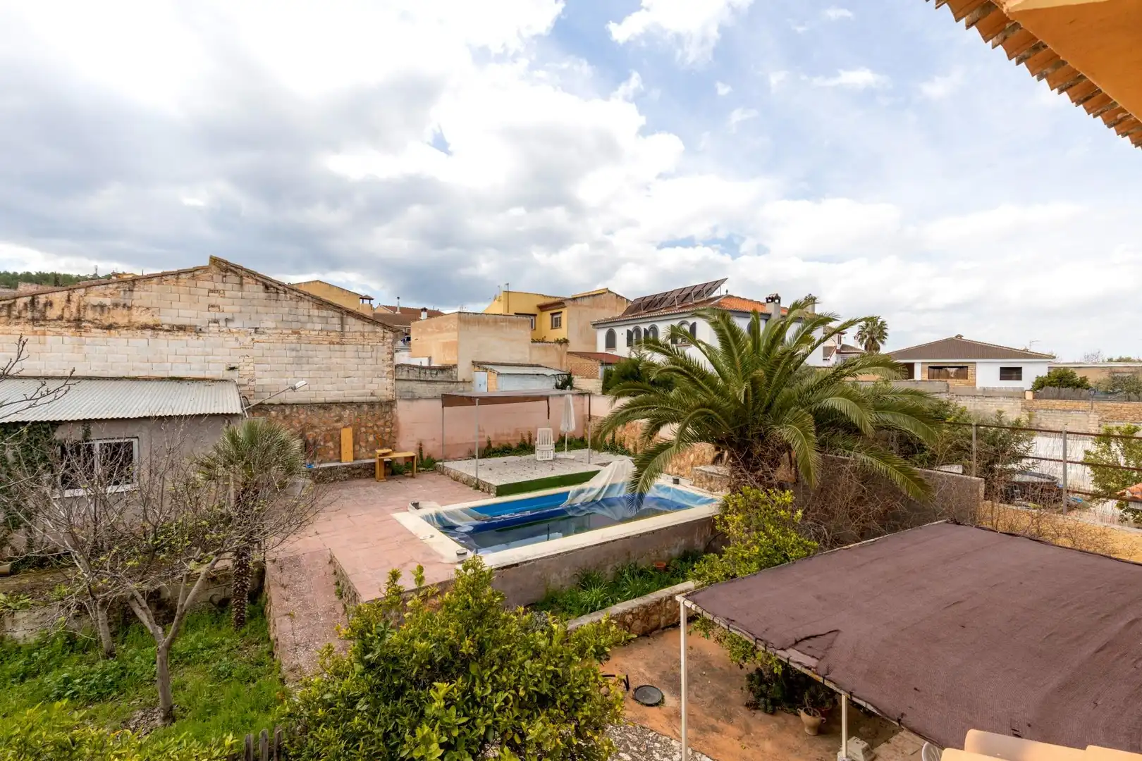 Vista exterior de Casa o chalet en venta en Escúzar con Terraza y Piscina