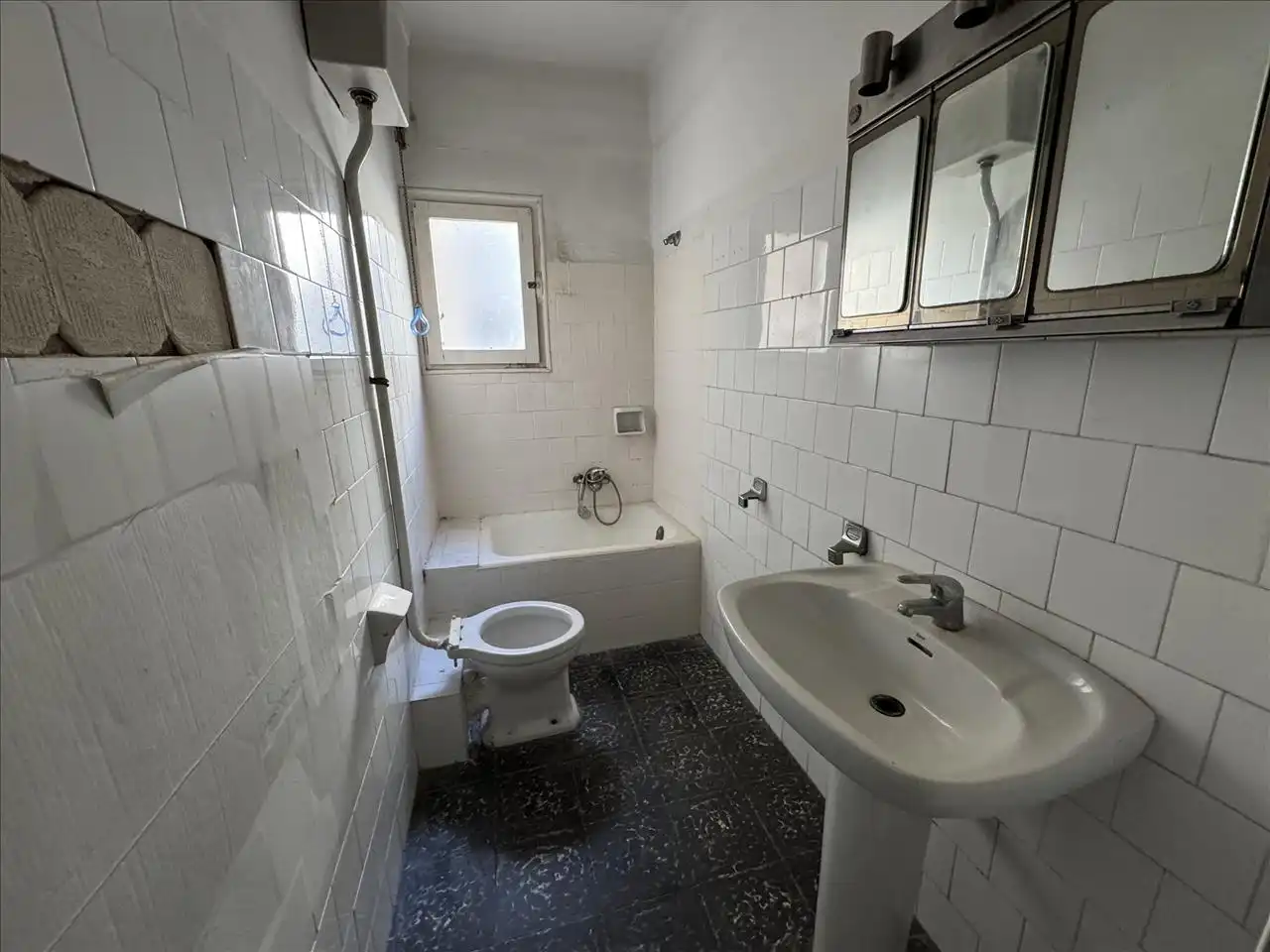 Bathroom of Flat for sale in Sant Vicenç de Castellet