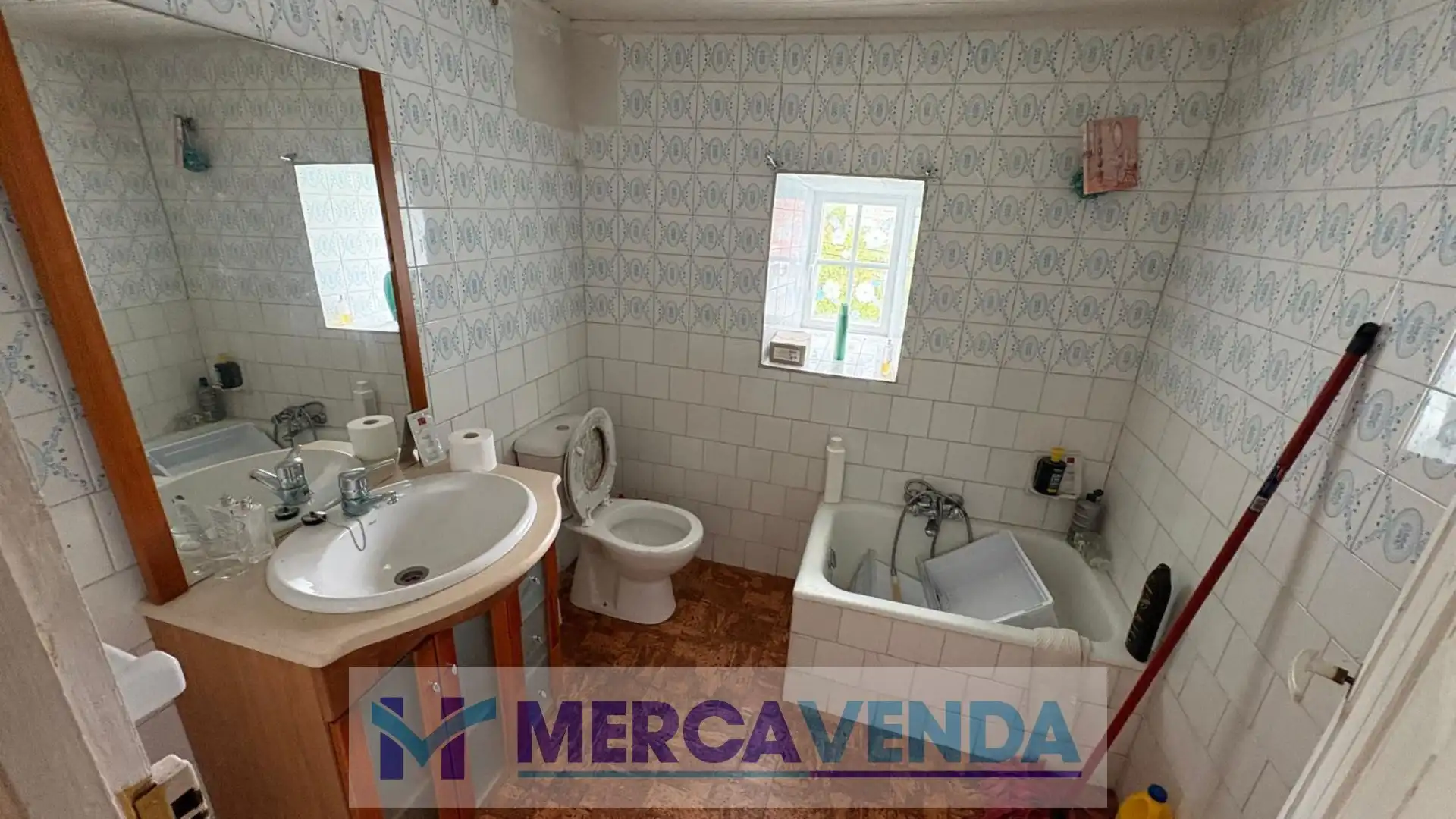 Baño de Casa o chalet en venta en Covelo con Terraza y Amueblado