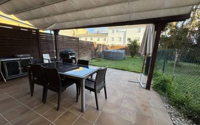 Terrasse von Einfamilien-Reihenhaus zum verkauf in Santa Cristina d'Aro mit Klimaanlage und Terrasse