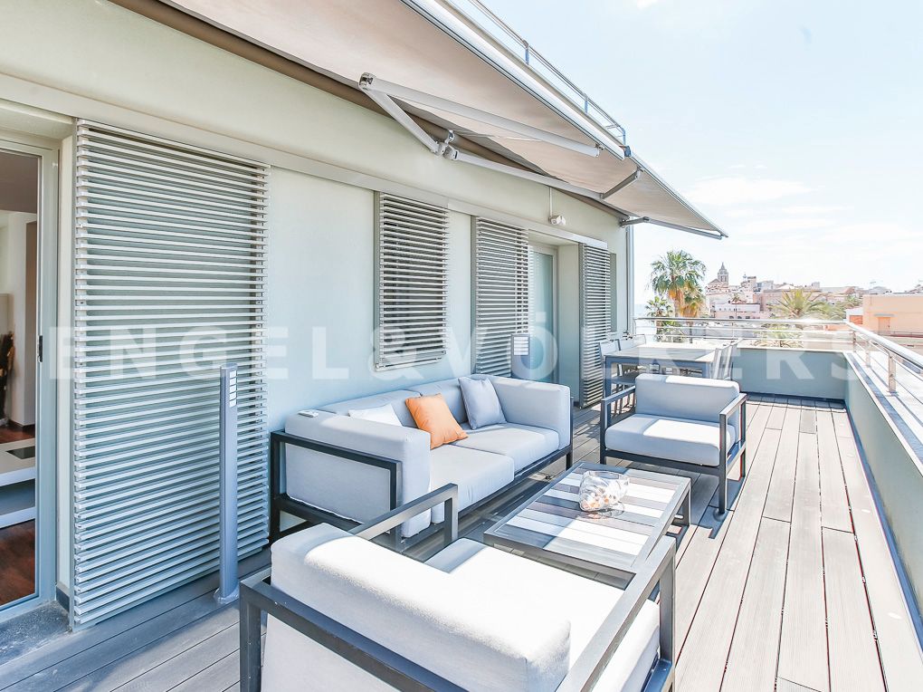 Terrace of Attic for sale in Sitges  with Air Conditioner, Heating and Parquet flooring