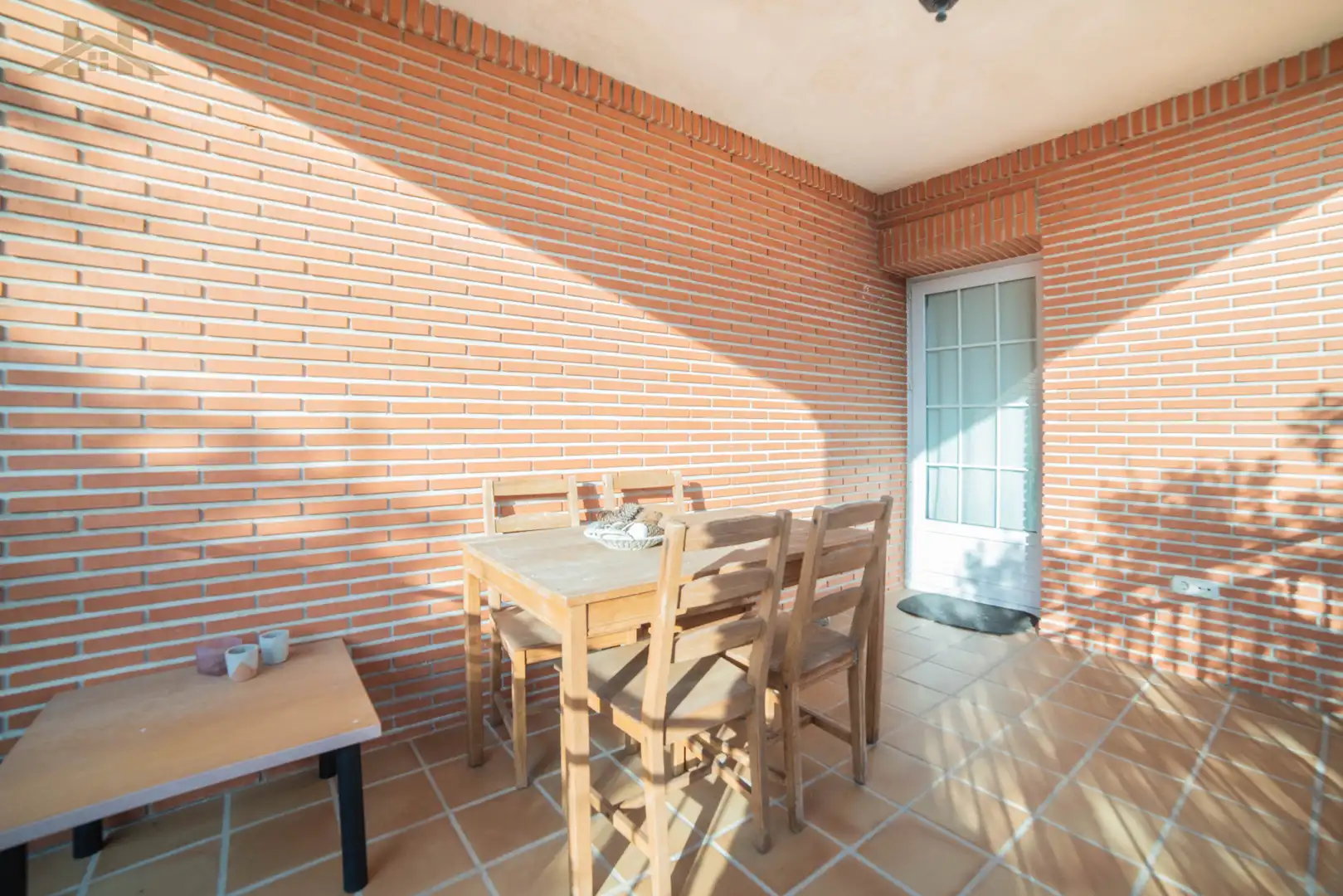 Terrassa de Casa o xalet en venda en Sevilla la Nueva amb Calefacció, Jardí privat i Terrassa