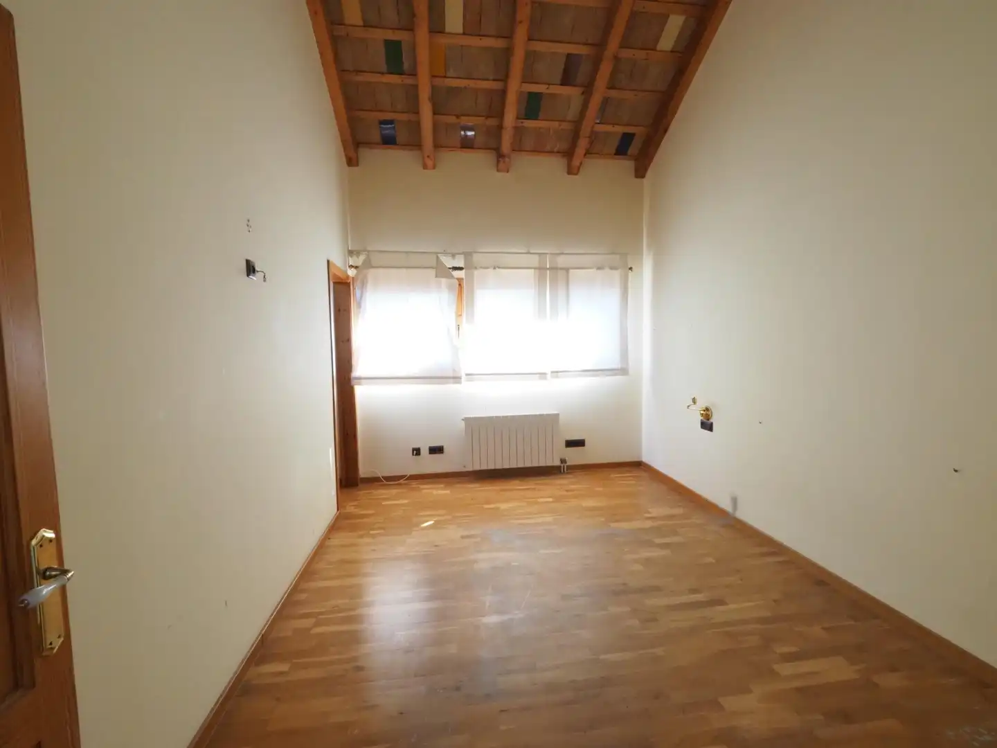 Habitación de Casa o chalet en venta en Sant Pol de Mar con Calefacción y Jardín privado