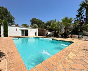 Piscina de Casa o xalet en venda en  Córdoba Capital amb Aire condicionat, Calefacció i Jardí privat