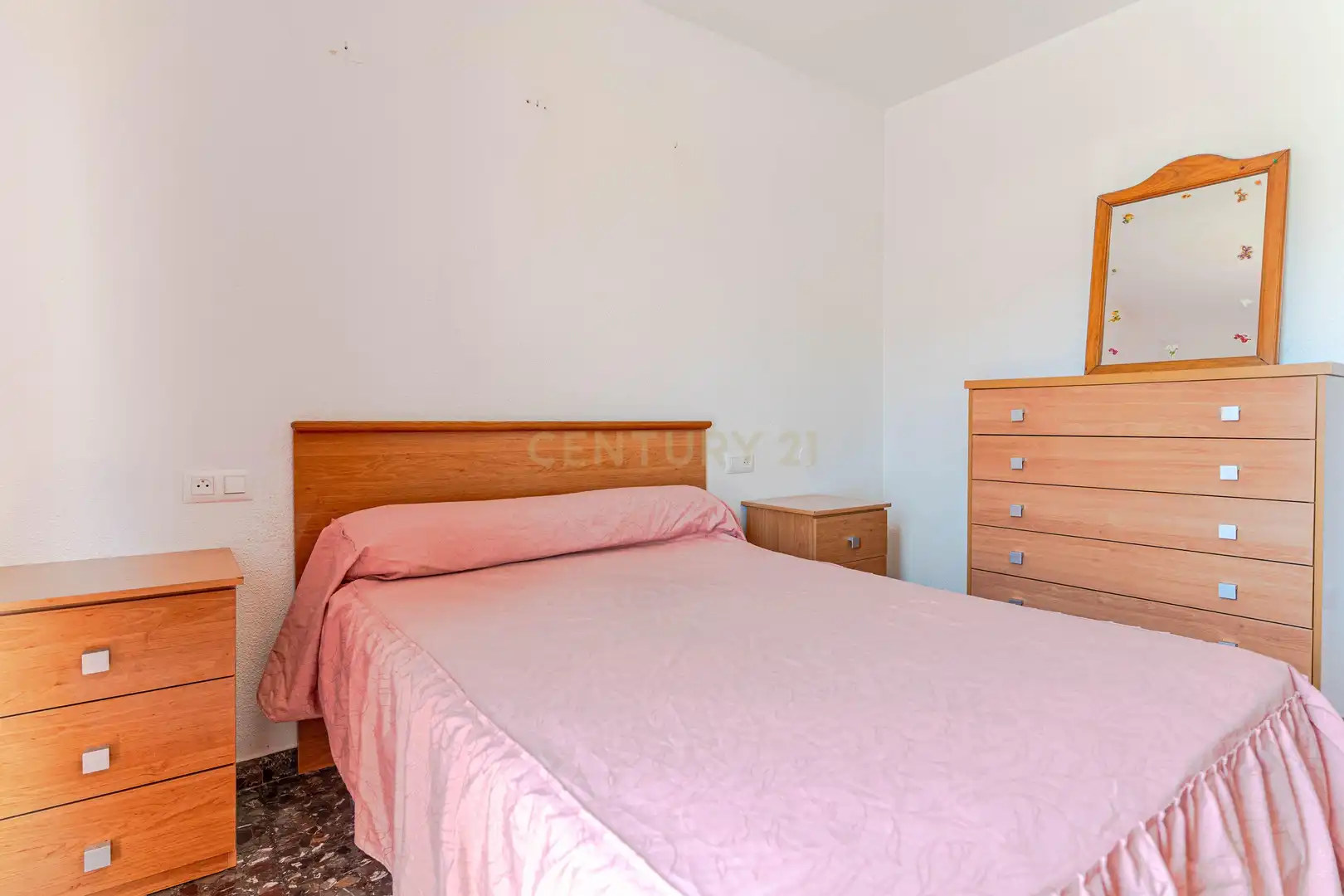 Apartament amb terrassa en venda a C. Abén Humeya, Salobreña, Spain Edificio sotillo, imagen 3