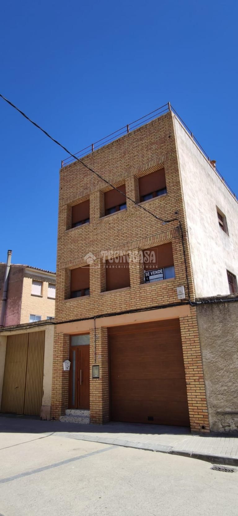 Vista exterior de Casa o xalet en venda en Tardienta amb Calefacció i Terrassa