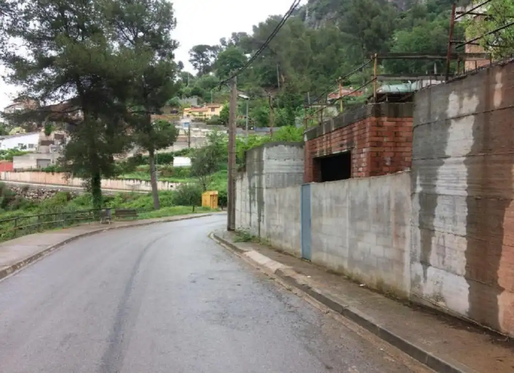 Edifici en venda a C/ De la Fábrica, Corbera de Llobregat