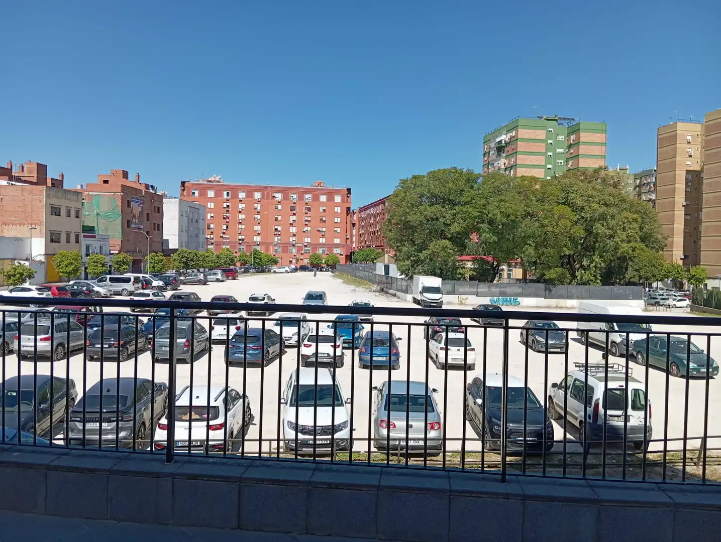 Parking of Flat for sale in Sevilla  with Air Conditioner, Private garden and Furnished