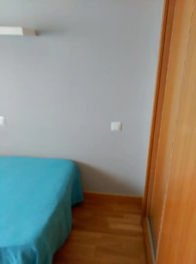 Habitación de Piso para compartir en Leganés con Calefacción, Jardín privado y Amueblado