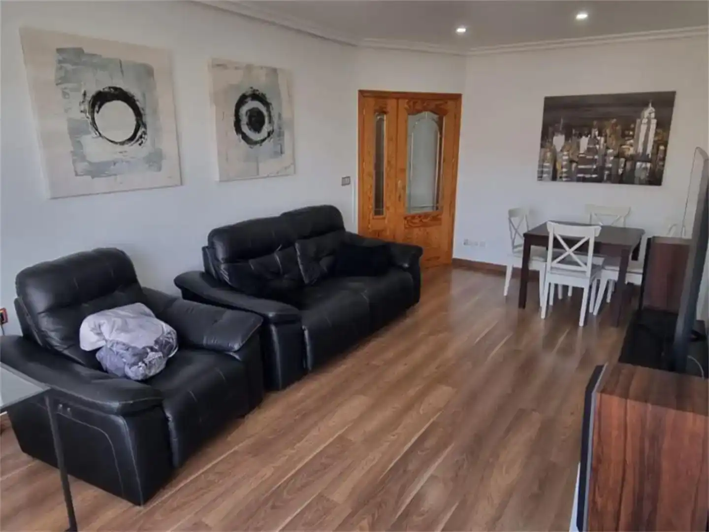 Sala de estar de Piso en venta en Santa Clara de Avedillo con Aire acondicionado, Parquet y Trastero