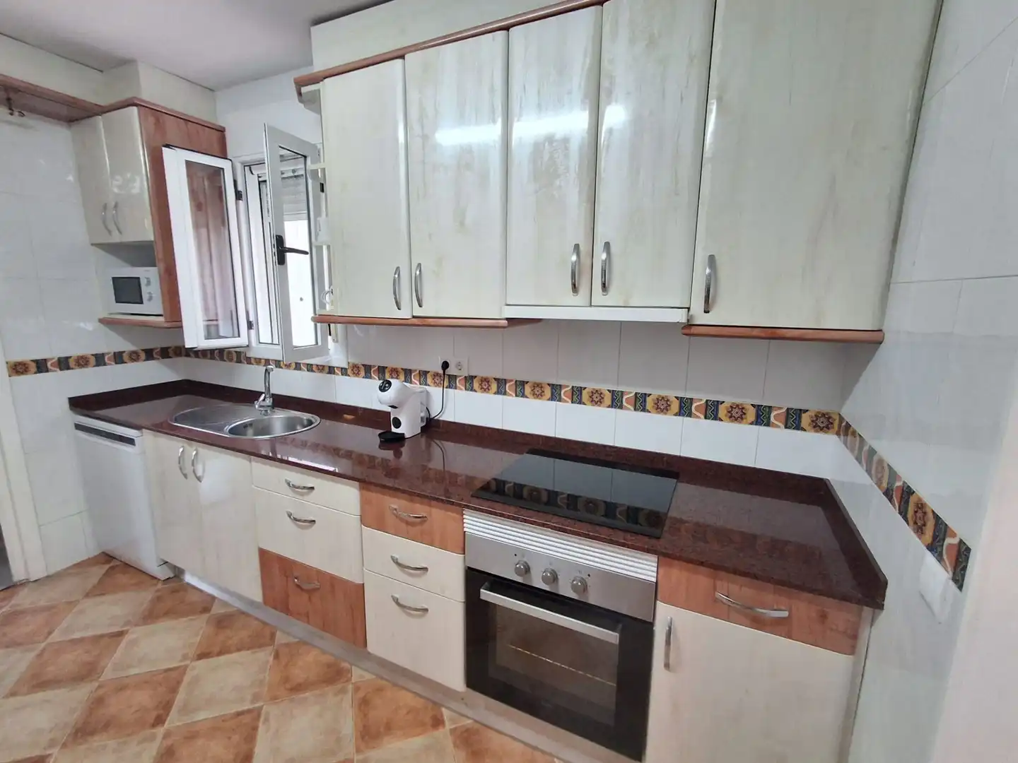 Cuina de Casa o xalet en venda en Tortosa amb Aire condicionat, Calefacció i Traster