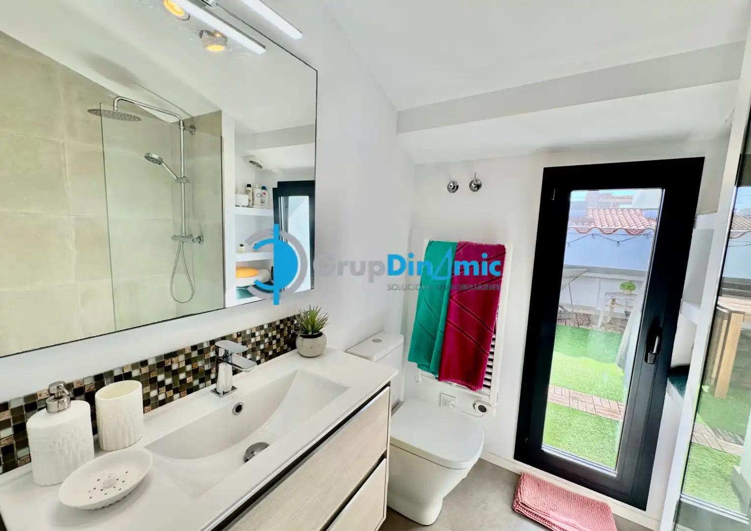 Bathroom of Flat for sale in Palamós  with Terrace, Furnished and Balcony