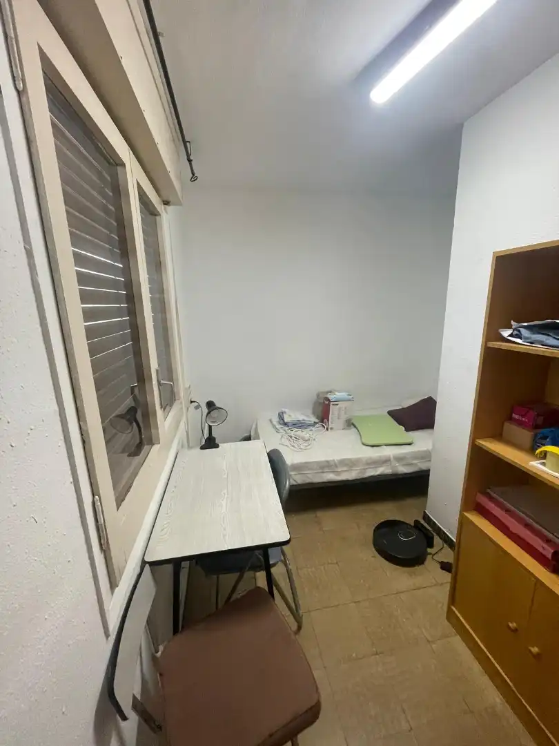 Habitación de Piso de alquiler en Tarragona con Aire acondicionado, Calefacción y Amueblado