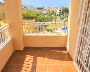 Terrassa de Casa adosada en venda en Vélez-Málaga amb Aire condicionat, Terrassa i Piscina