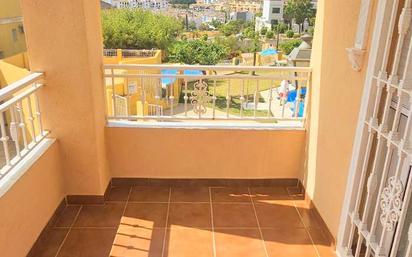 Terrassa de Casa adosada en venda en Vélez-Málaga amb Aire condicionat, Terrassa i Piscina