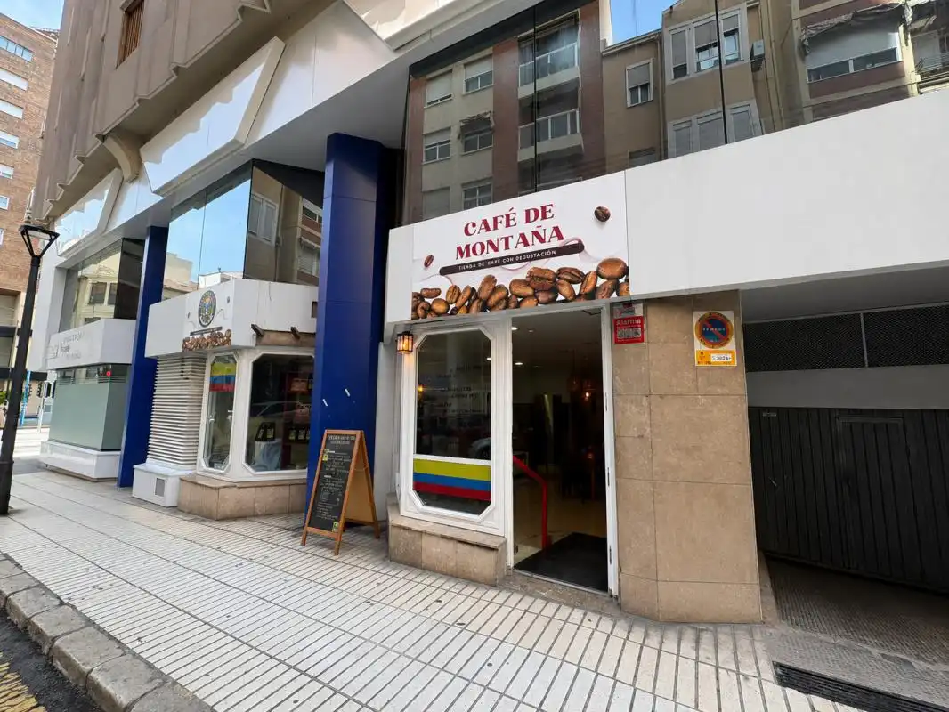 Local en venta en Alicante / Alacant con Calefacción