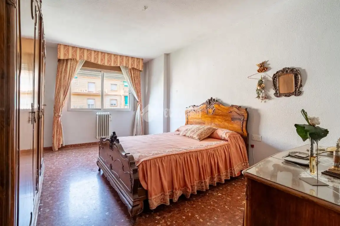Schlafzimmer von Wohnung zum Verkauf in Granada