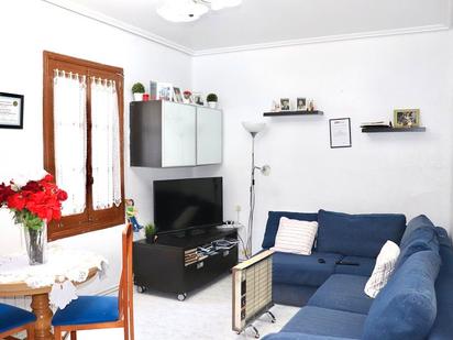 Living room of Flat for sale in Barakaldo   with Heating, Private garden and Parquet flooring