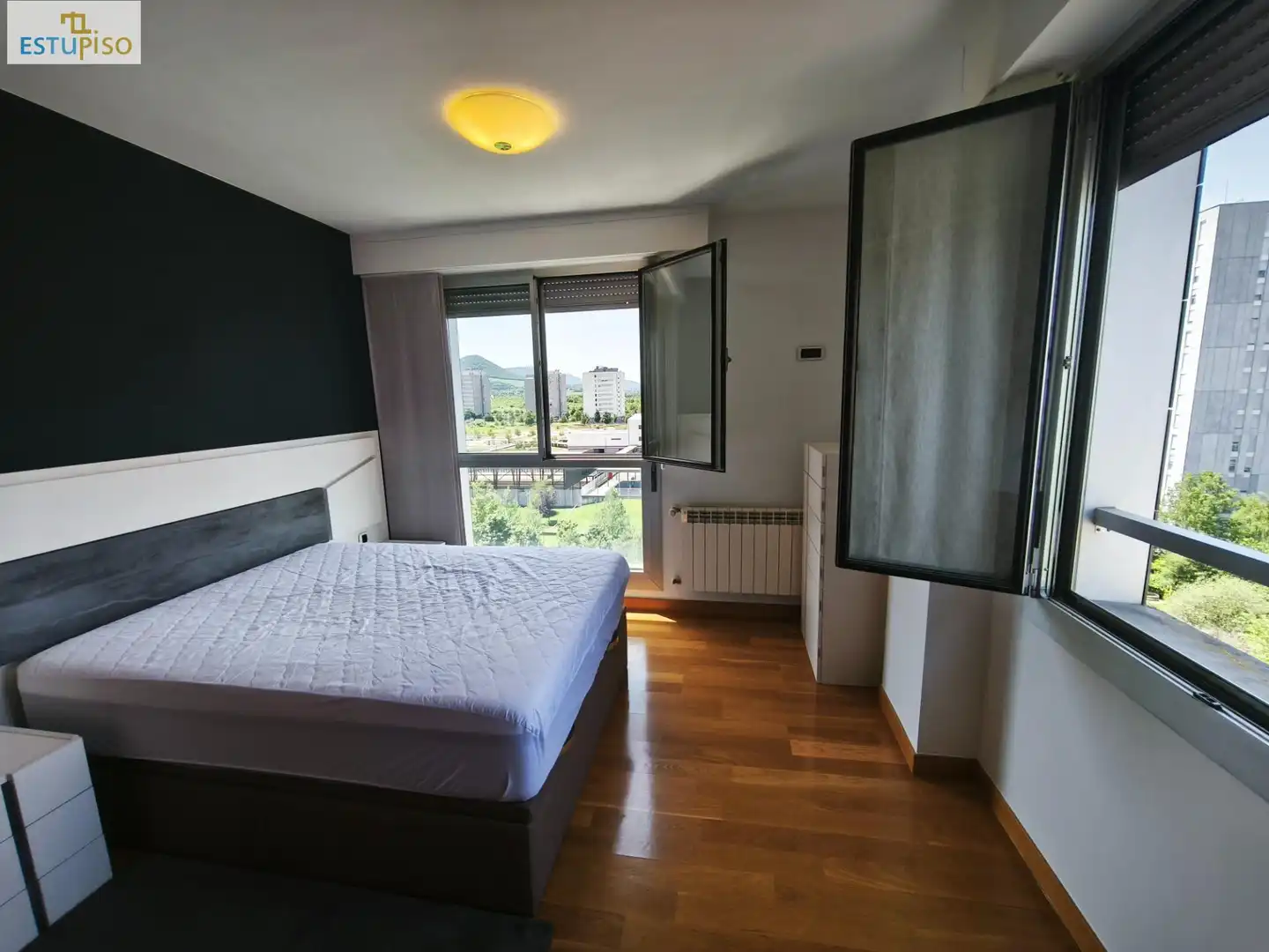 Schlafzimmer von Wohnung zum Verkauf in Vitoria - Gasteiz mit Heizung, Terrasse und Abstellraum