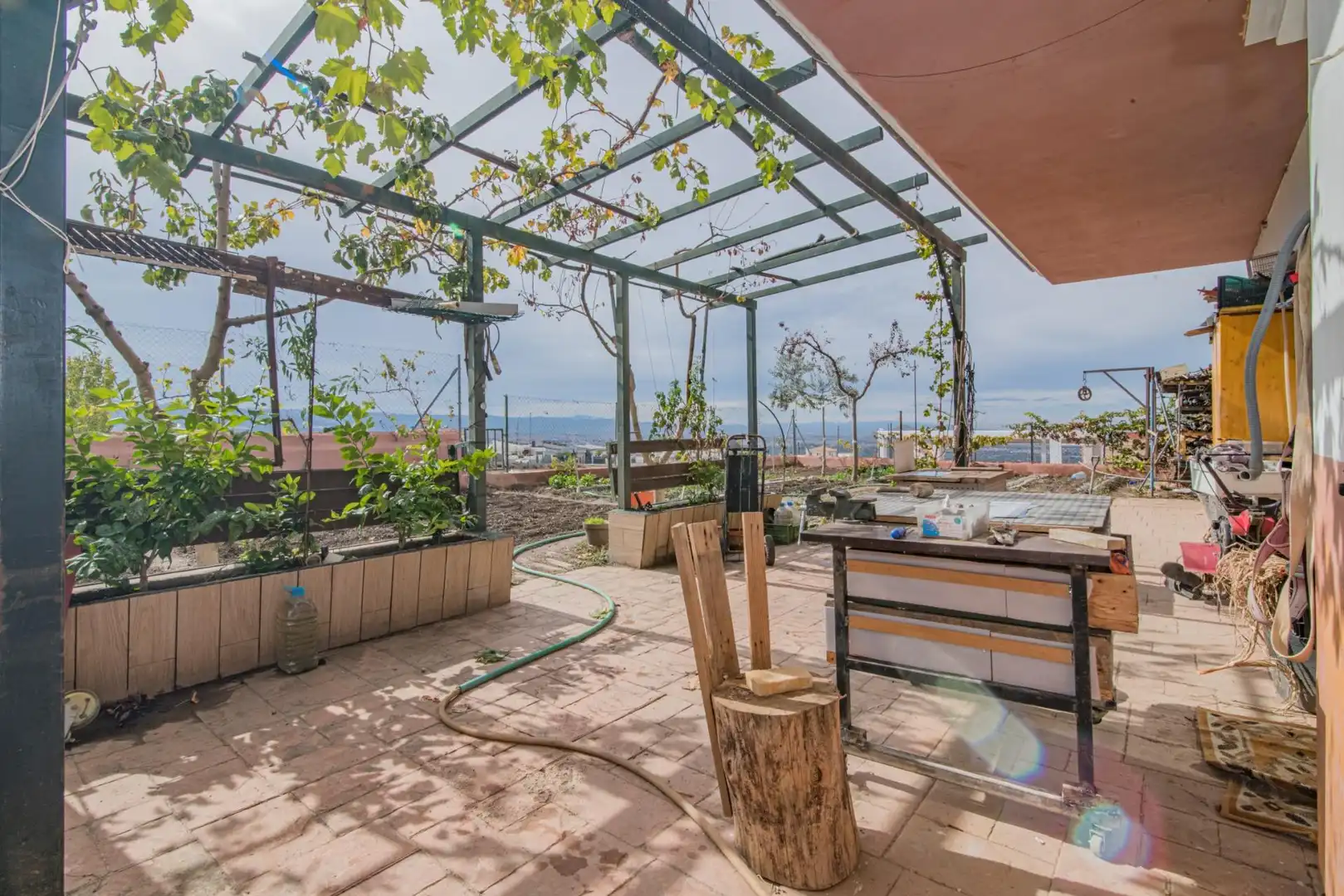 Terrassa de Casa o xalet en venda en La Zubia amb Calefacció, Jardí privat i Terrassa