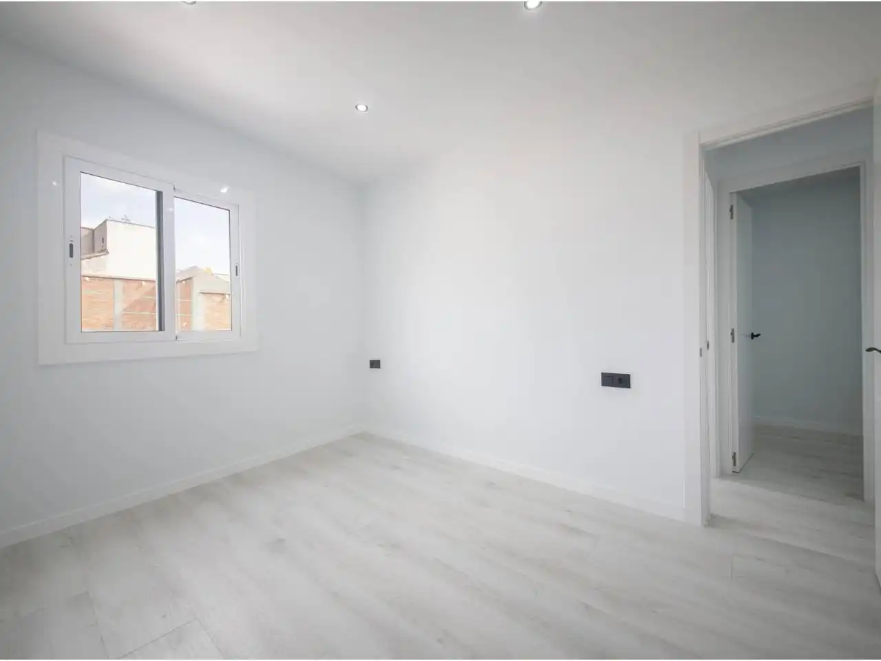 Habitación de Piso en venta en Sant Joan Despí con Aire acondicionado, Calefacción y Parquet