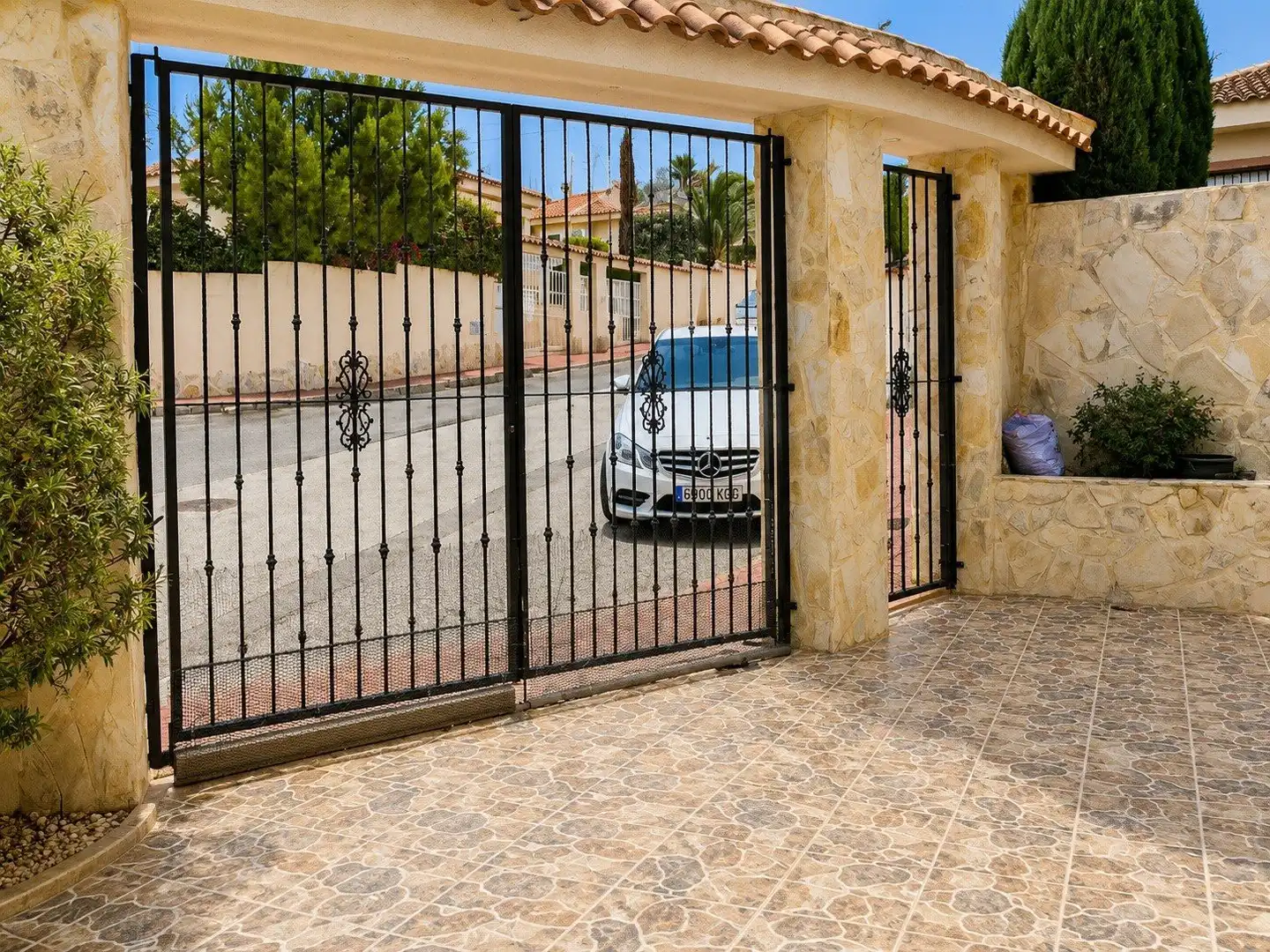 Exterior view of Houses for sale in Rojales  with Private garden, Terrace and Swimming Pool