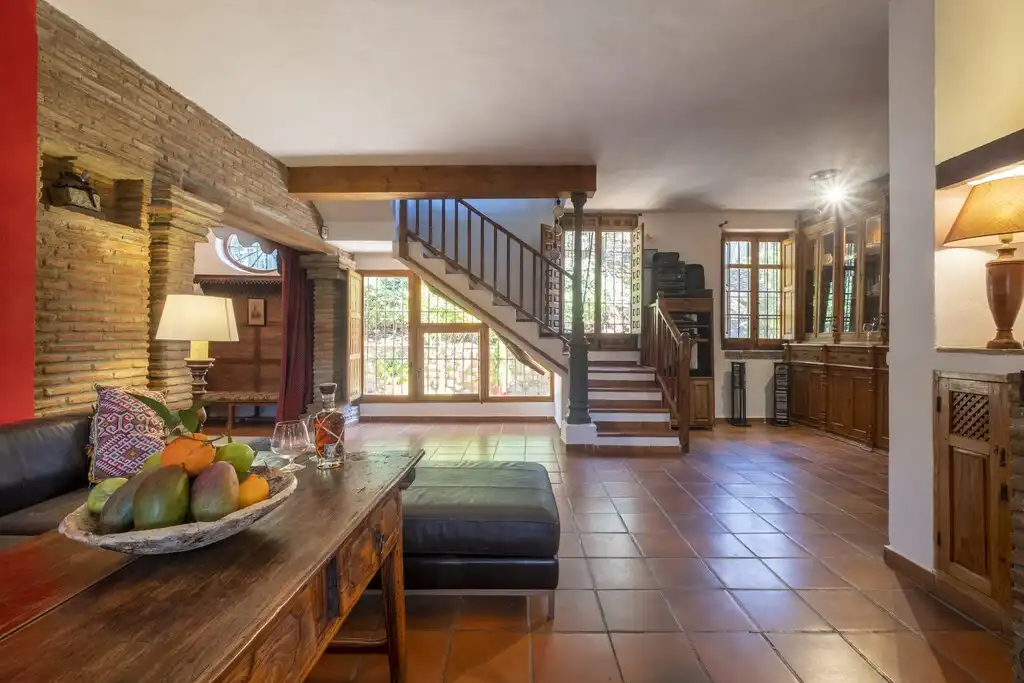 Casa rustica con piscina in vendita a Sayalonga
