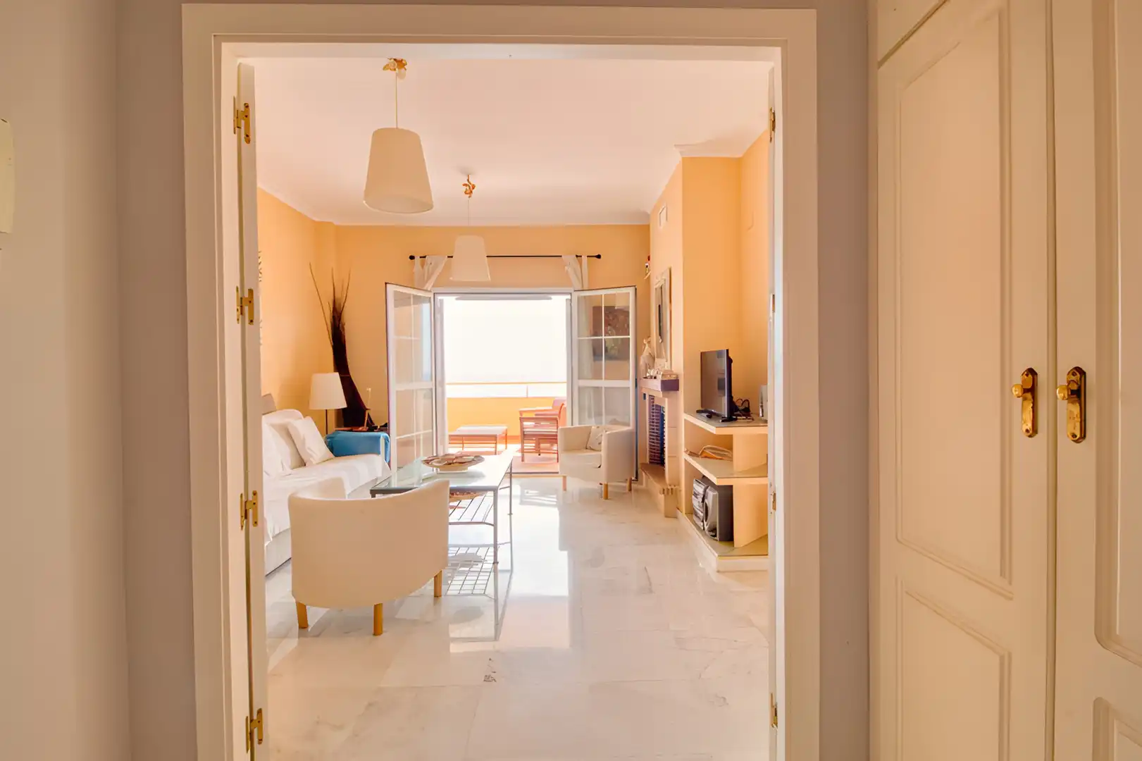 Apartament amb piscina en venda a Manilva Pueblo, imagen 4