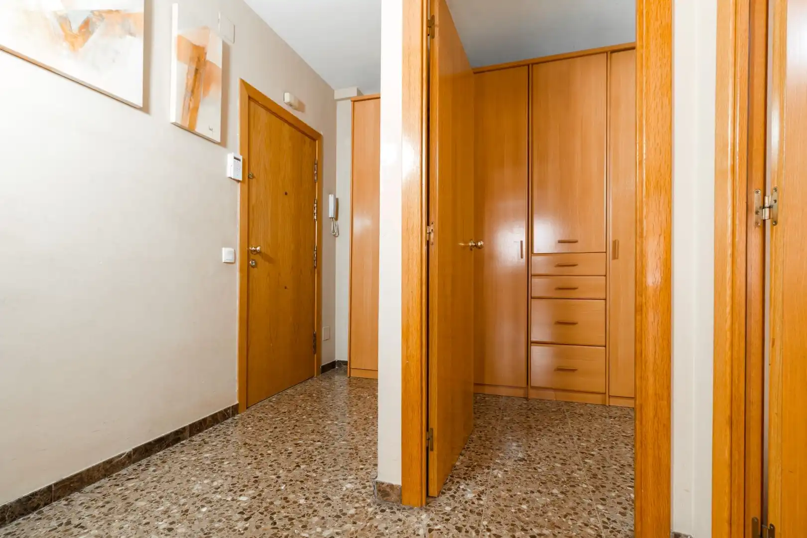 Wohnung zum Verkauf in Viladecans mit Terrasse und Balkon