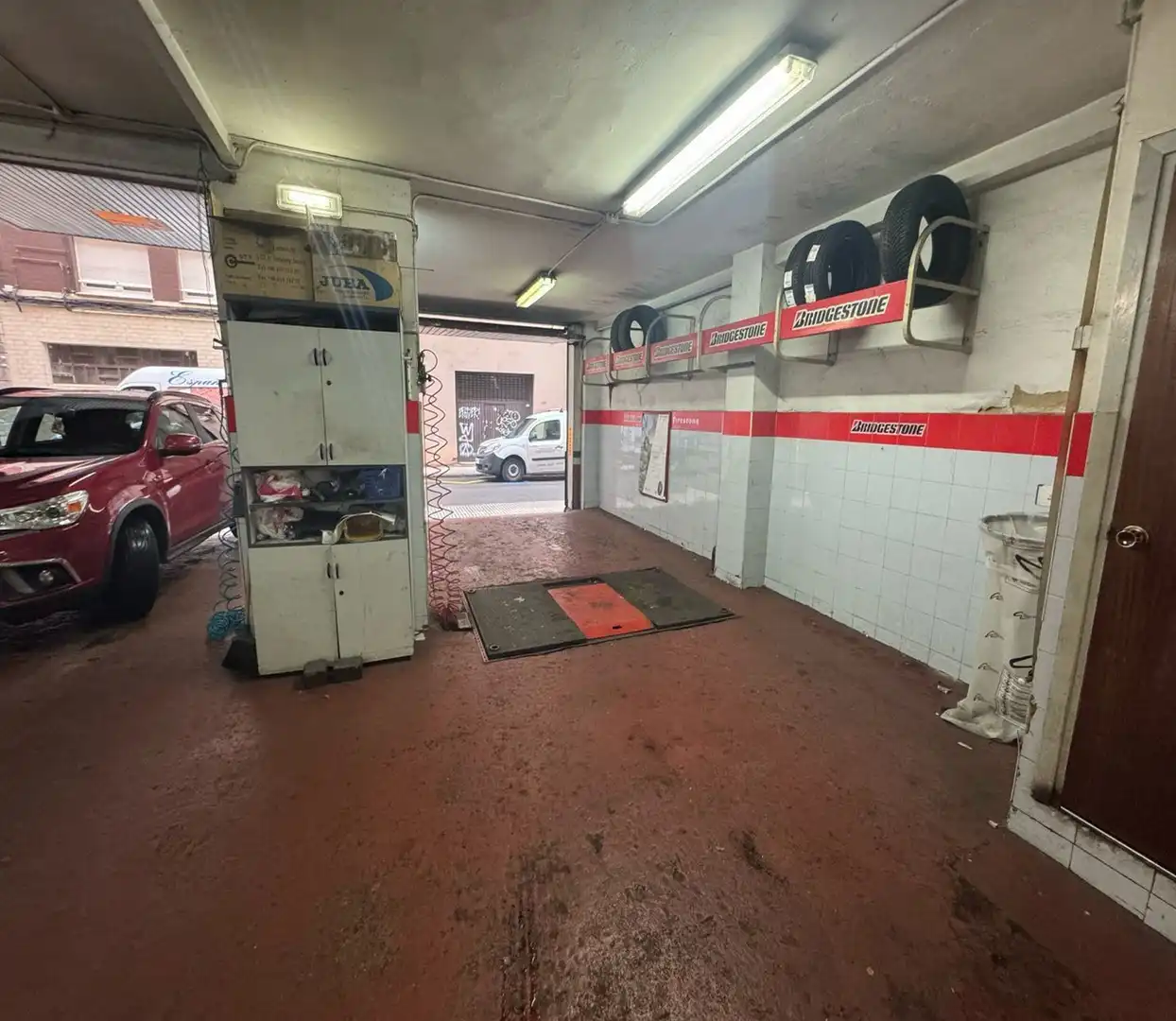Local comercial en traspaso en Calle Álvaro de Albornoz, imagen 3