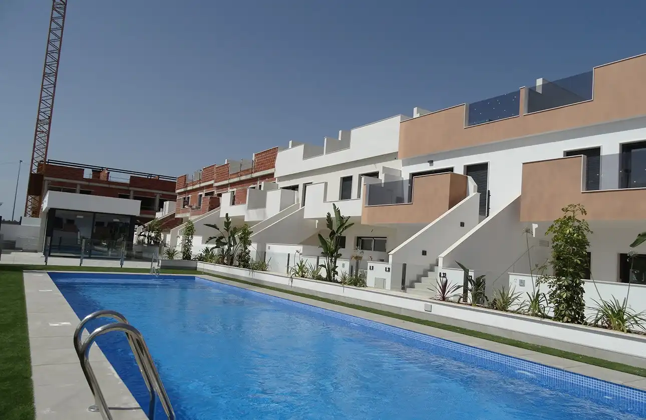 Piscina de Apartamento en venta en Pilar de la Horadada con Aire acondicionado, Calefacción y Terraza