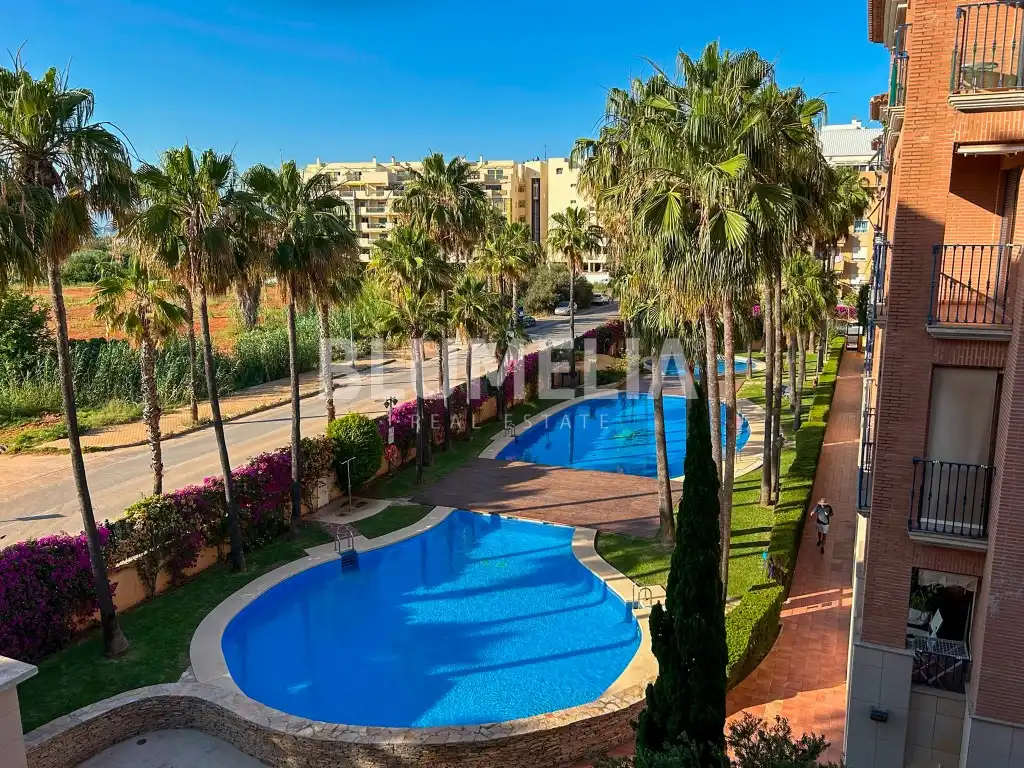Vista exterior de Apartamento de alquiler en Dénia con Aire acondicionado, Calefacción y Jardín privado