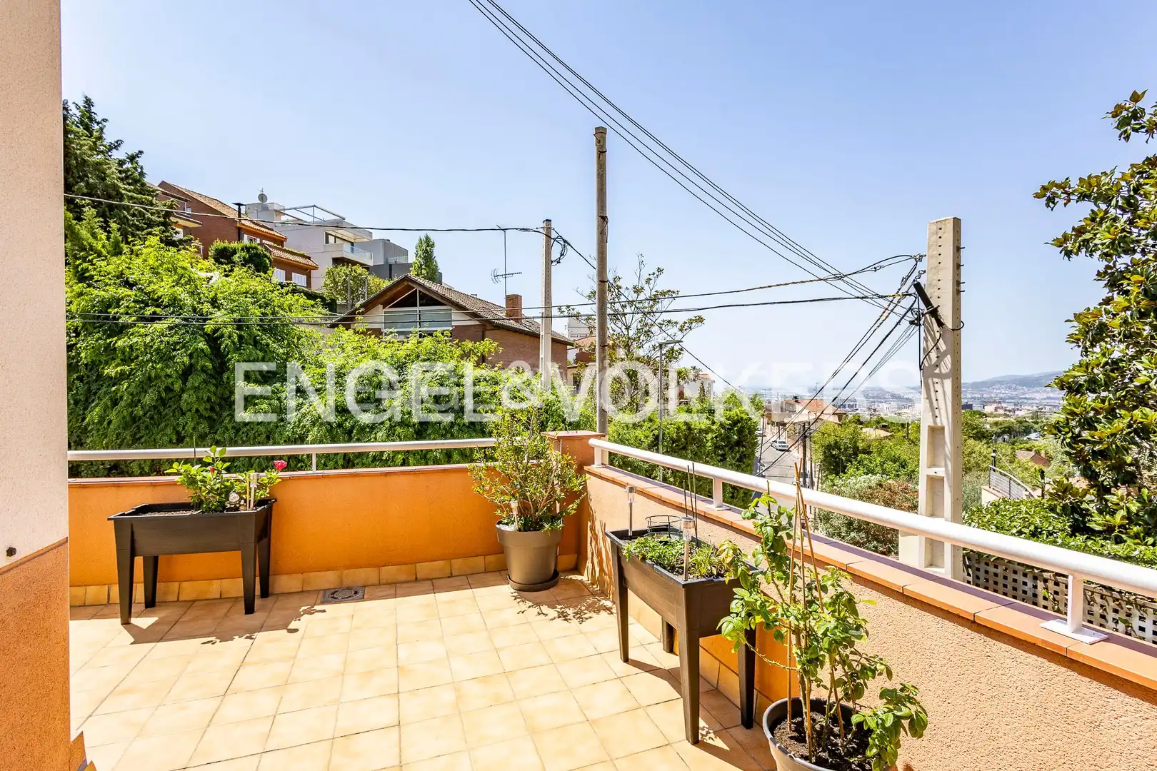 Terrasse von Wohnung zur Miete in Esplugues de Llobregat mit Klimaanlage, Heizung und Parkett