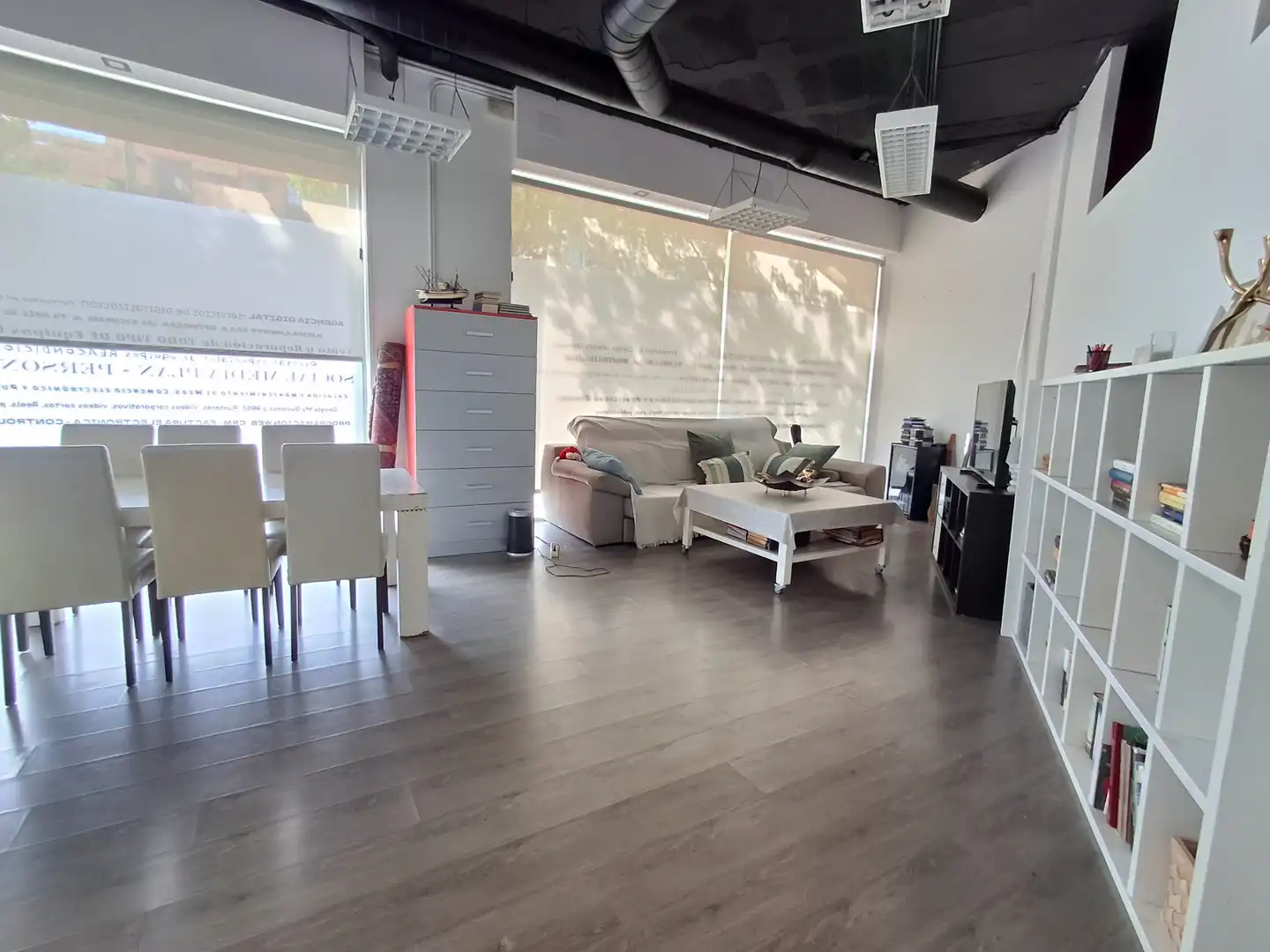 Sala d'estar de Local en venda en San Vicente del Raspeig / Sant Vicent del Raspeig