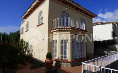 Exterior view of House or chalet for sale in El Masnou  with Heating, Private garden and Terrace