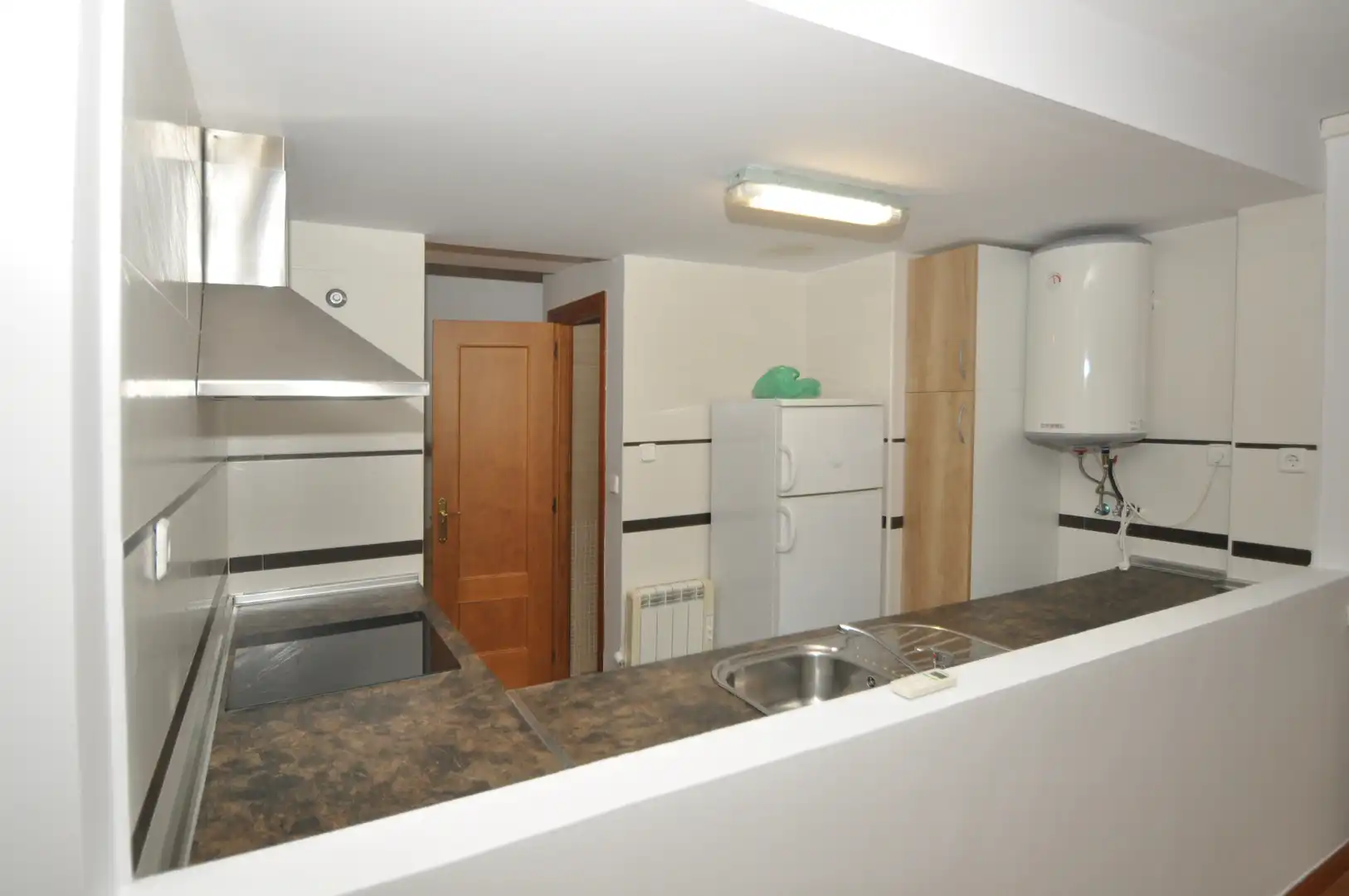 Cuina de Dúplex en venda en Yunquera de Henares amb Aire condicionat, Calefacció i Forn