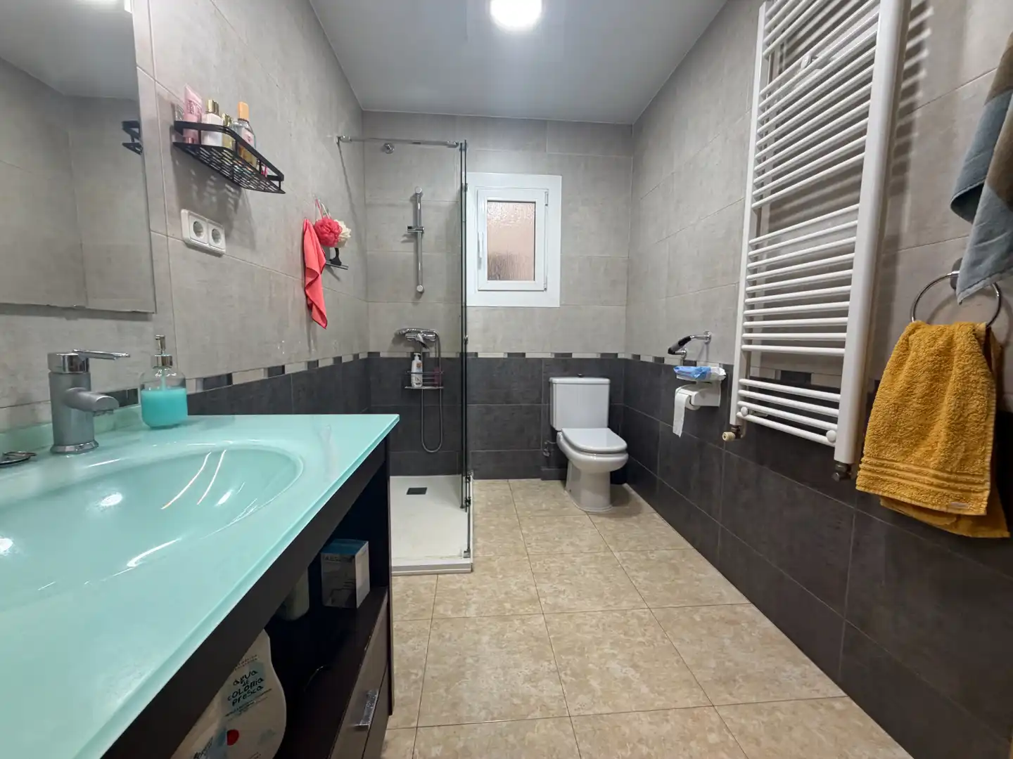 Baño de Piso en venta en Badalona con Aire acondicionado y Balcón