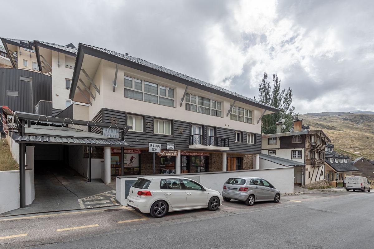 Exterior view of Flat for sale in Sierra Nevada  with Heating, Storage room and Community pool