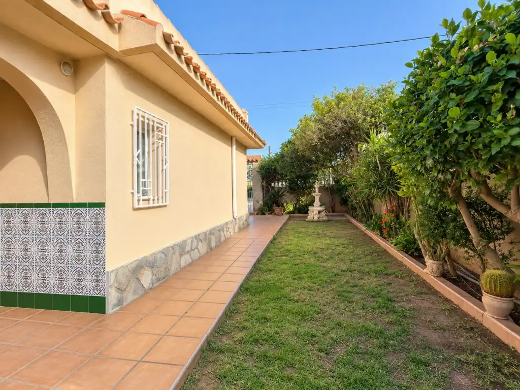 Jardí de Casa o xalet en venda en Cartagena