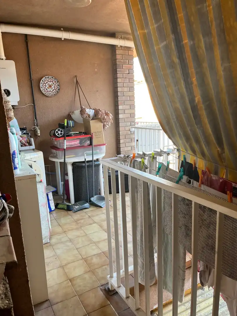 Terraza de Piso en venta en Barberà del Vallès con Calefacción, Terraza y Trastero