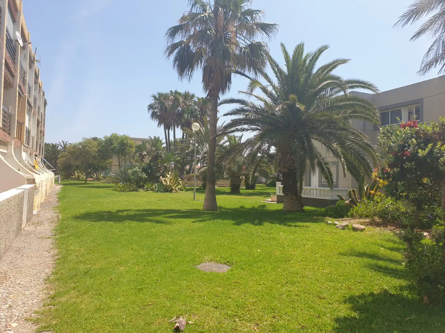 Jardí de Àtic en venda en Roquetas de Mar amb Terrassa, Moblat i Piscina comunitària