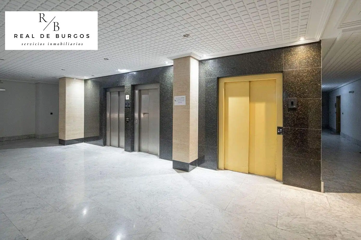 Office for rent in Valladolid  with Air Conditioner and Heating