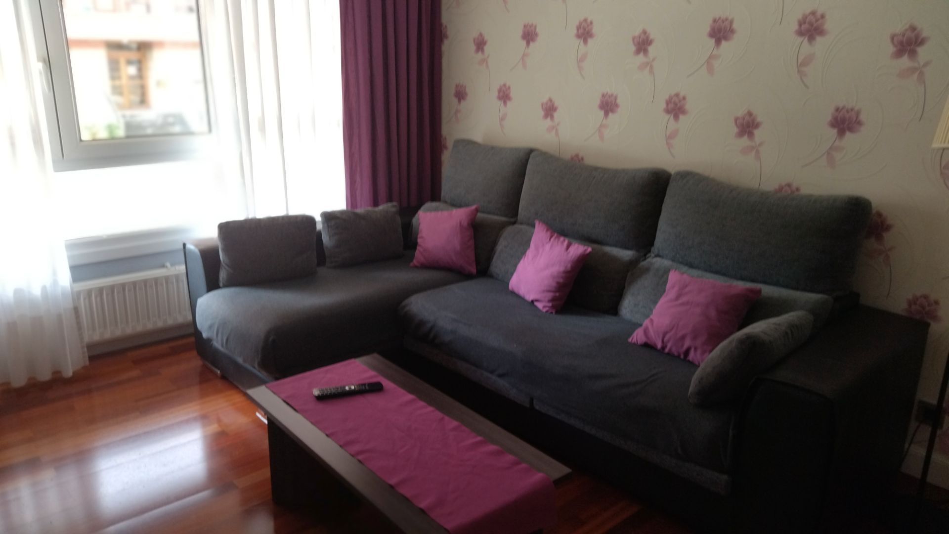 Living room of Flat to rent in Bilbao   with Heating, Furnished and Oven