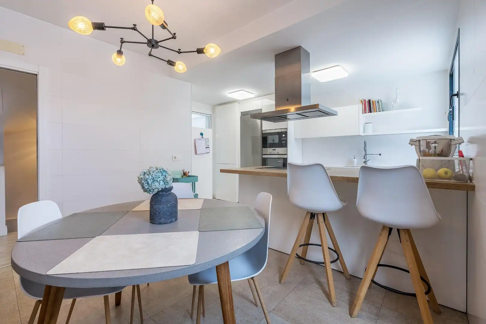 Cocina de Casa adosada en venta en Granada con Jardín privado y Balcón