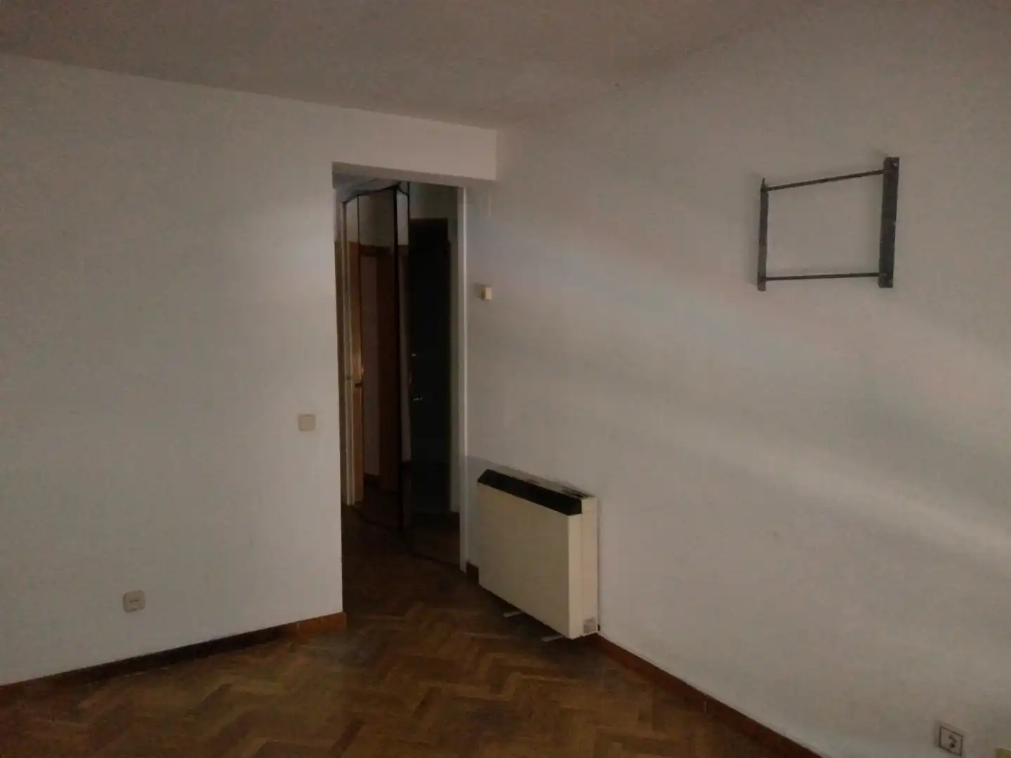 Flat for sale in Madrid  with Air Conditioner and Heating
