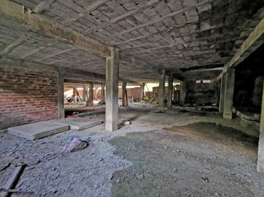 Local comercial en venda a Limpias - AVENIDA CONDE DE ALBOX 23